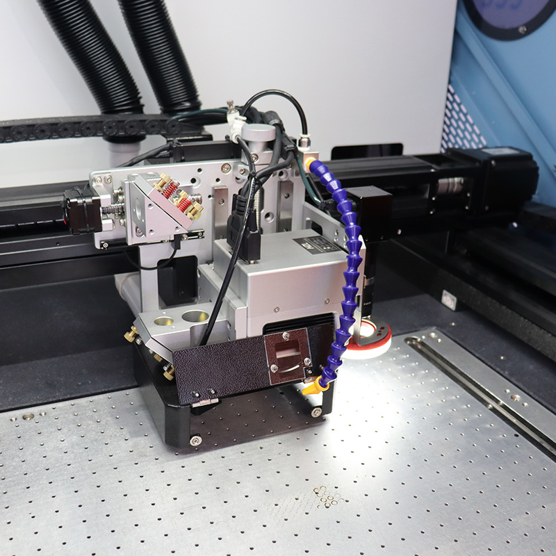 1260D/DC振镜片材激光切割机